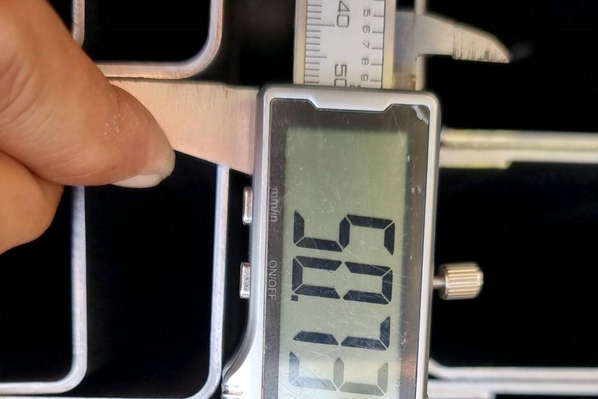 เหล็กตัวซี 125*50*20*2.3 มม มอก ขอบข้าง